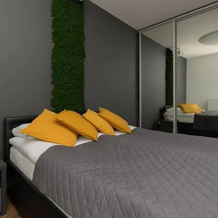 Modern Apartment Home Cinema Experience By Noclegi Renters Warsaw Exterior photo