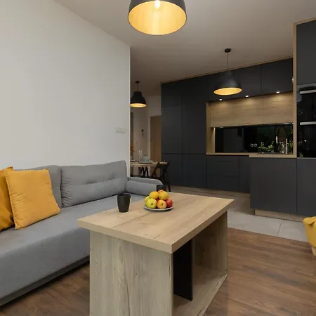 Modern Apartment Home Cinema Experience By Noclegi Renters Warsaw Exterior photo